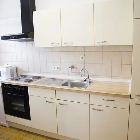 Hotel Hollandia 3*